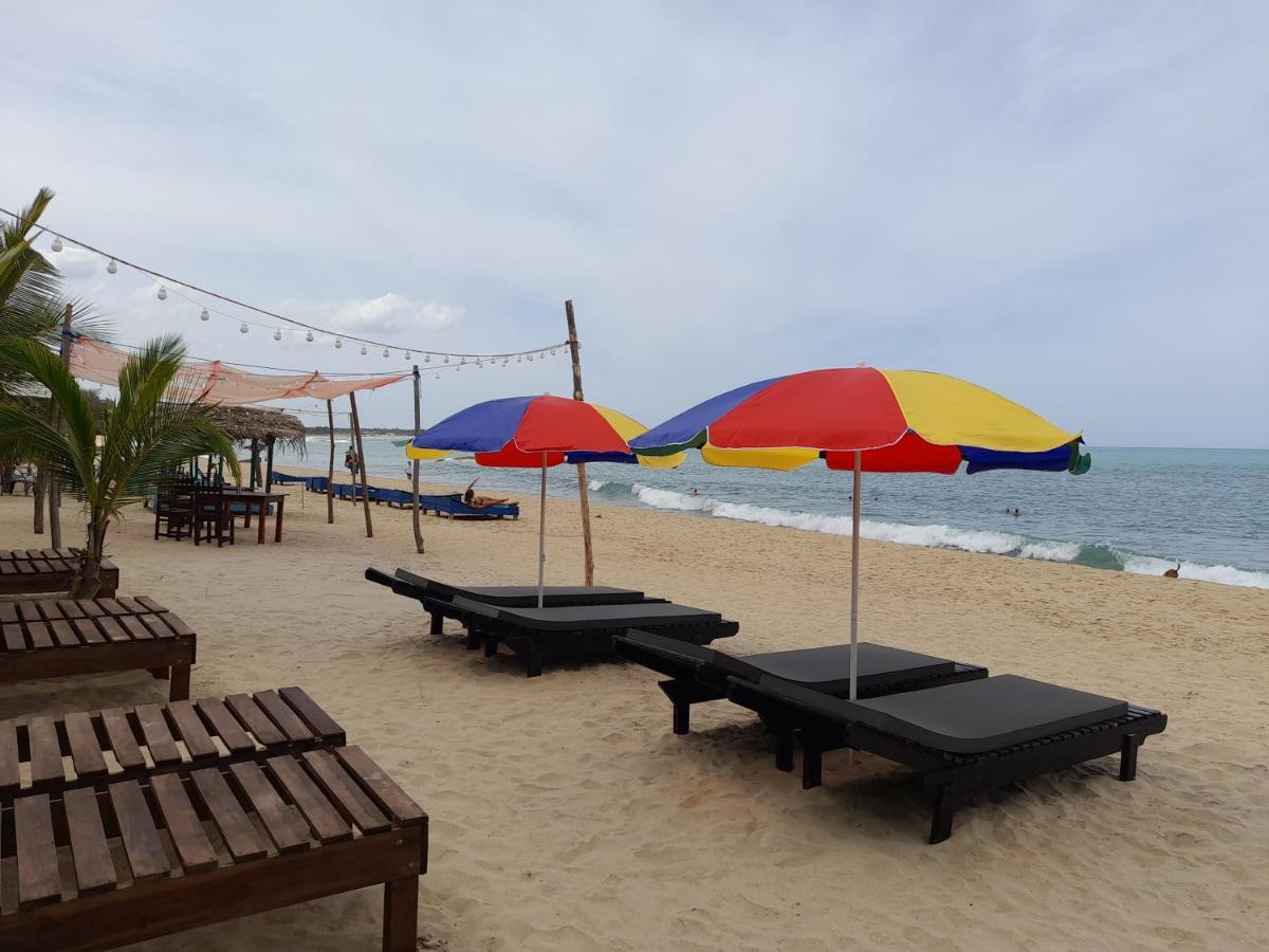 Golden Beach Chalets Аругам Бей Екстериор снимка