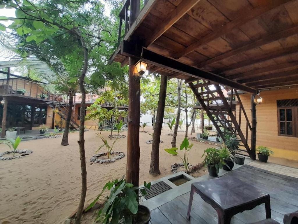 Golden Beach Chalets Аругам Бей Екстериор снимка