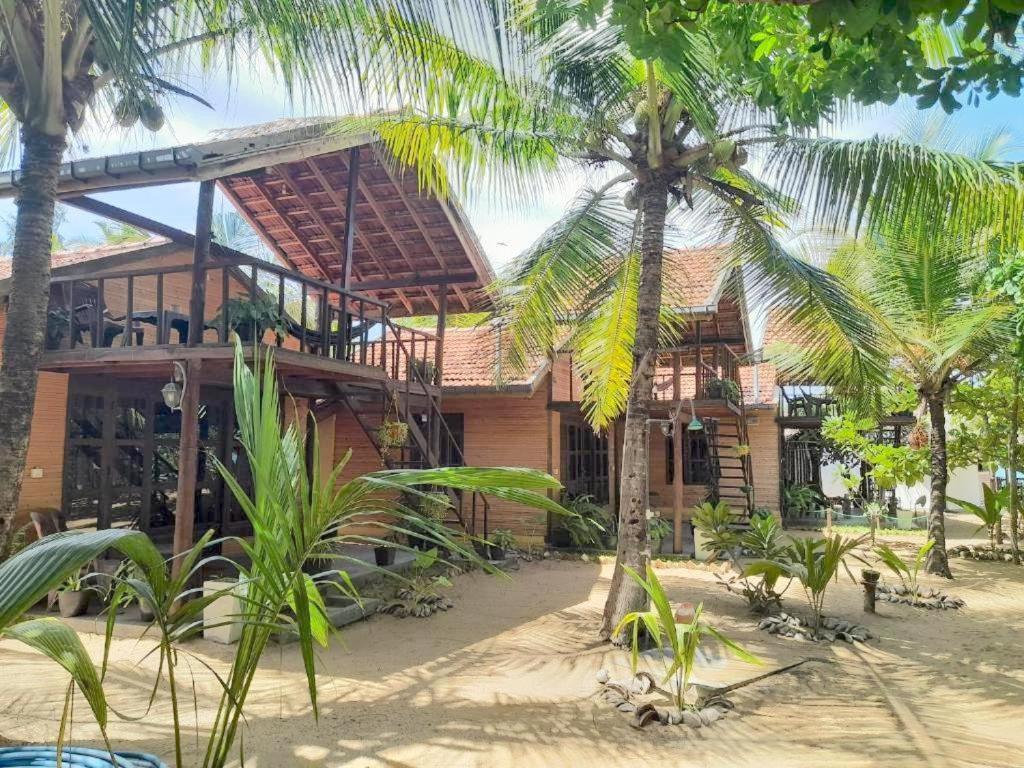 Golden Beach Chalets Аругам Бей Екстериор снимка